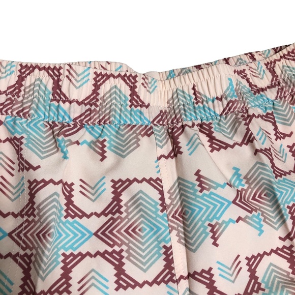 LIV OUTDOOR Minerva Printed Pale Dogwood Geo Pull-On Active Shorts Size Medium - Picture 7 of 15